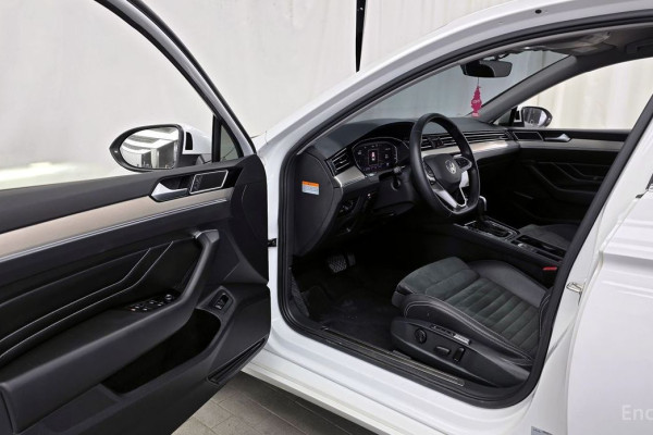 2022 Volkswagen Passat с пробегом 82 481 км