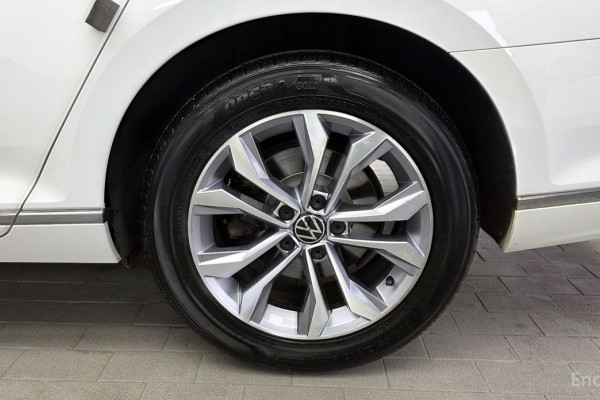 2022 Volkswagen Passat с пробегом 82 481 км