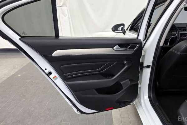 2022 Volkswagen Passat с пробегом 82 481 км