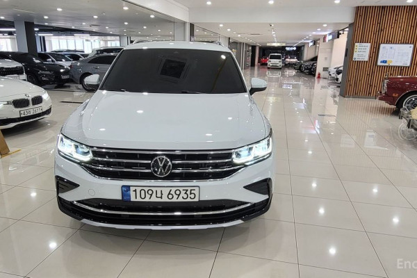2023 Volkswagen Tiguan с пробегом 26 916 км