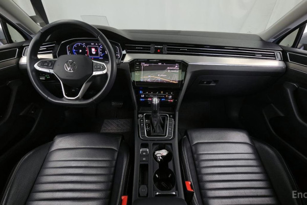 2022 Volkswagen Passat с пробегом 120 693 км