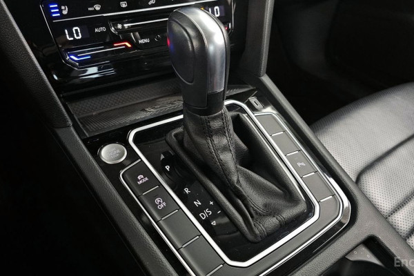 2022 Volkswagen Passat с пробегом 120 693 км