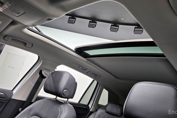 2022 Volkswagen Tiguan с пробегом 54 801 км