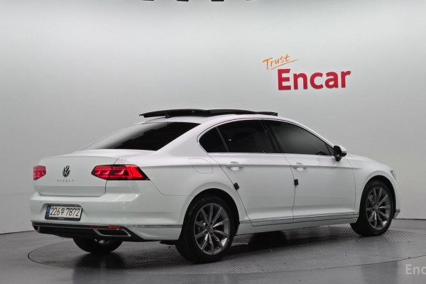 2021 Volkswagen Passat с пробегом 33 115 км