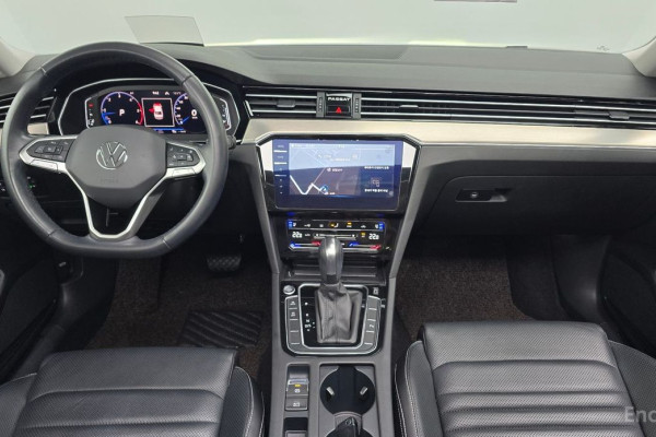 2021 Volkswagen Passat с пробегом 33 115 км