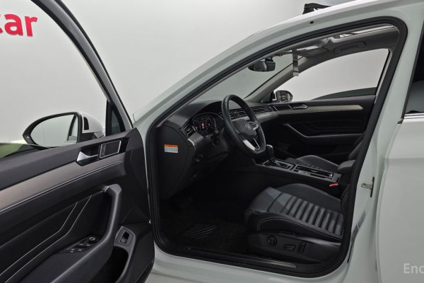 2021 Volkswagen Passat с пробегом 33 115 км