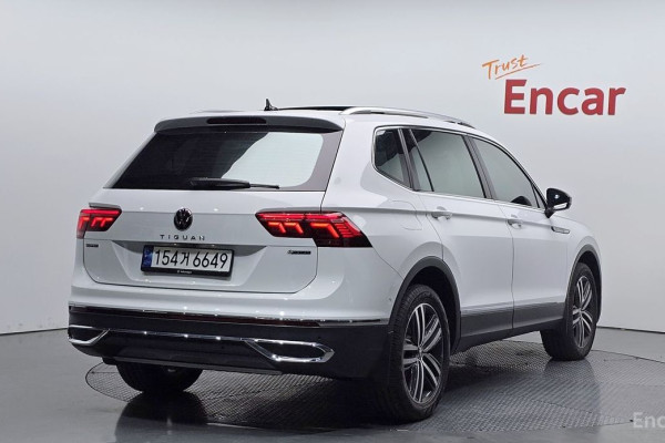 2022 Volkswagen Tiguan с пробегом 49 702 км