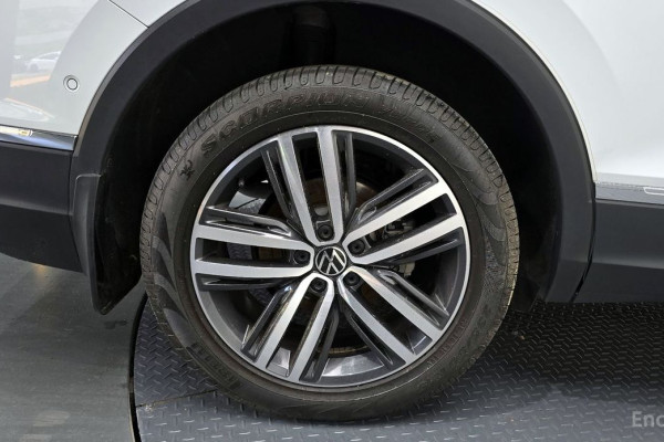 2022 Volkswagen Tiguan с пробегом 49 702 км