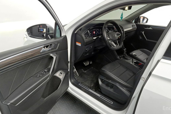 2022 Volkswagen Tiguan с пробегом 49 702 км