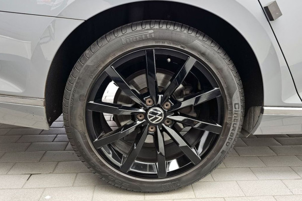 2022 Volkswagen Passat с пробегом 35 512 км