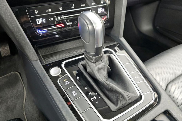 2022 Volkswagen Passat с пробегом 35 512 км