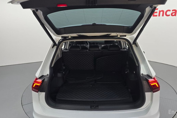 2022 Volkswagen Tiguan с пробегом 49 702 км