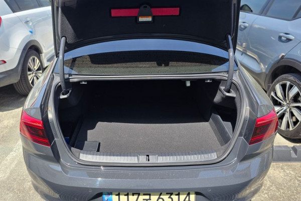 2021 Volkswagen Passat с пробегом 93 100 км