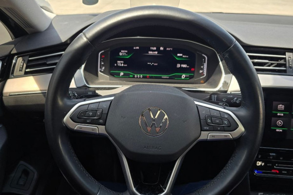 2021 Volkswagen Passat с пробегом 93 100 км