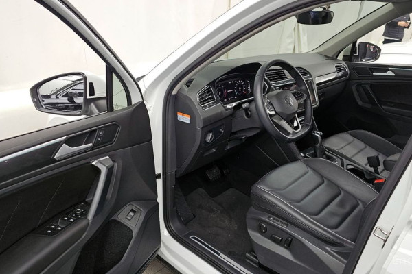 2023 Volkswagen Tiguan с пробегом 28 032 км