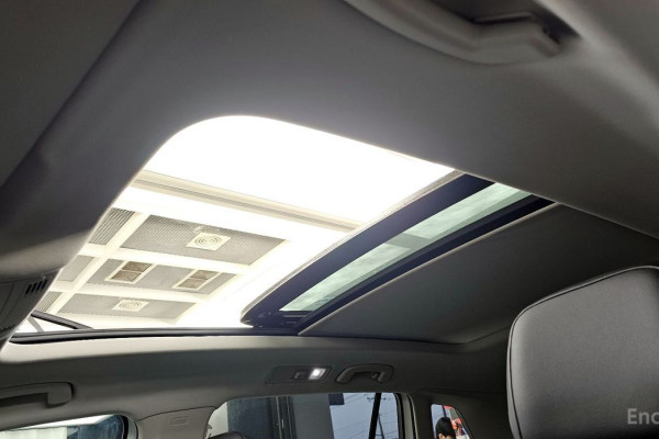 2023 Volkswagen Tiguan с пробегом 28 032 км