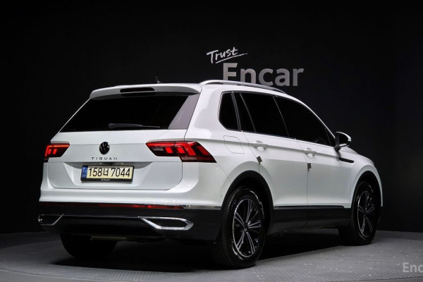 2022 Volkswagen Tiguan с пробегом 42 395 км