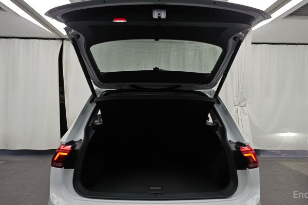 2023 Volkswagen Tiguan с пробегом 28 032 км