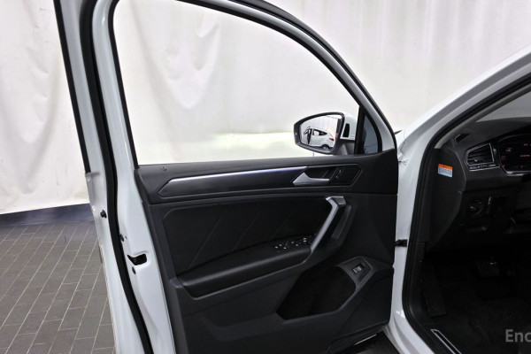 2022 Volkswagen Tiguan с пробегом 42 395 км