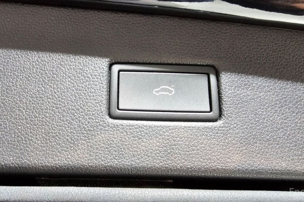 2022 Volkswagen Tiguan с пробегом 34 640 км