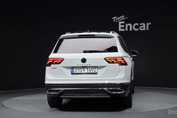 2023 Volkswagen Tiguan с пробегом 48 645 км