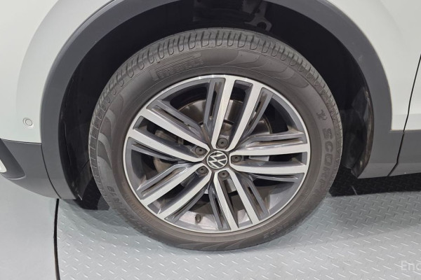 2023 Volkswagen Tiguan с пробегом 48 645 км