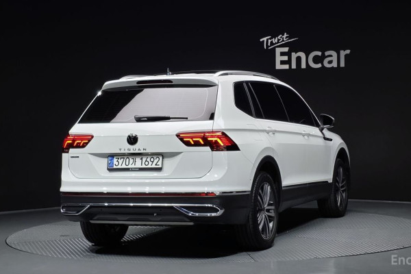 2023 Volkswagen Tiguan с пробегом 48 645 км
