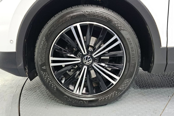 2023 Volkswagen Tiguan с пробегом 60 120 км