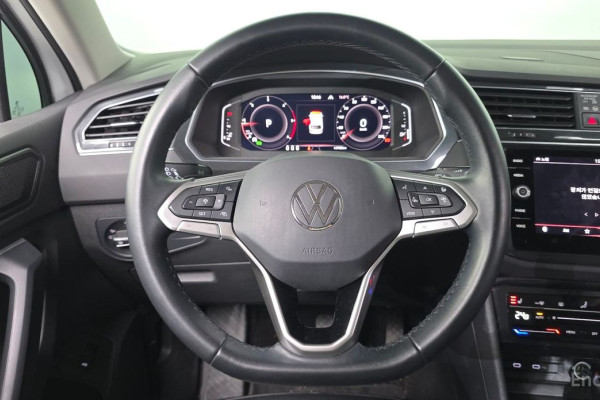 2022 Volkswagen Tiguan с пробегом 43 988 км