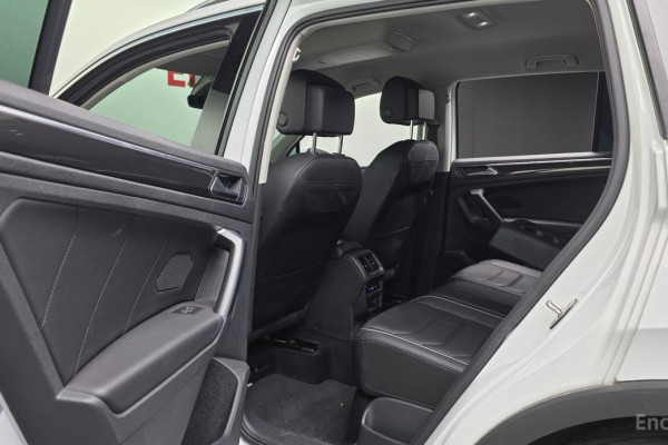 2022 Volkswagen Tiguan с пробегом 43 988 км