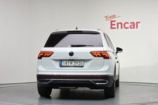 2021 Volkswagen Tiguan с пробегом 27 313 км