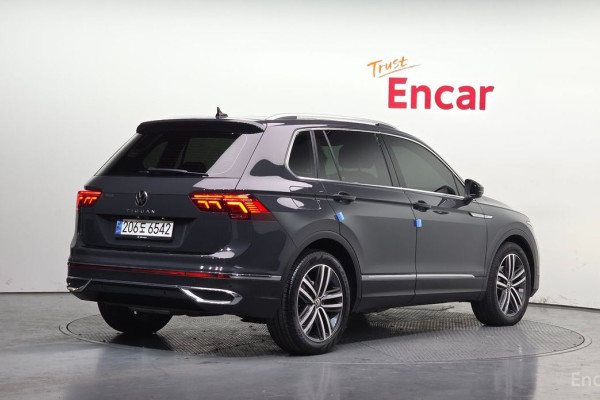 2022 Volkswagen Tiguan с пробегом 49 400 км