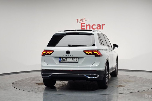 2023 Volkswagen Tiguan с пробегом 71 041 км