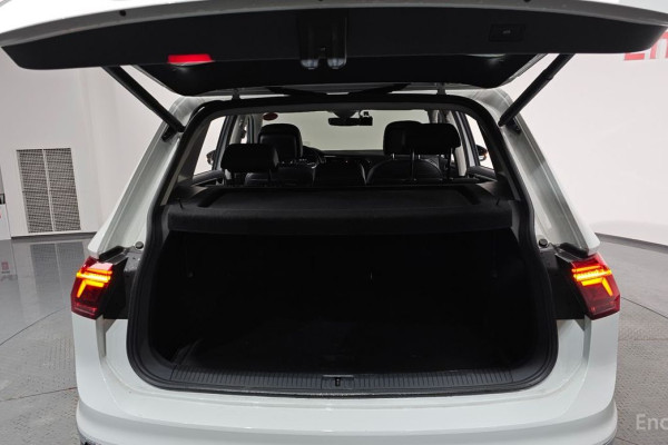 2023 Volkswagen Tiguan с пробегом 71 041 км