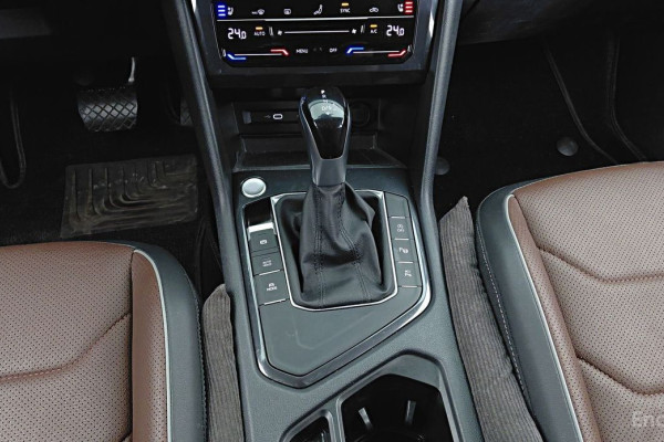 2023 Volkswagen Tiguan с пробегом 28 524 км