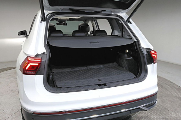 2023 Volkswagen Tiguan с пробегом 28 524 км