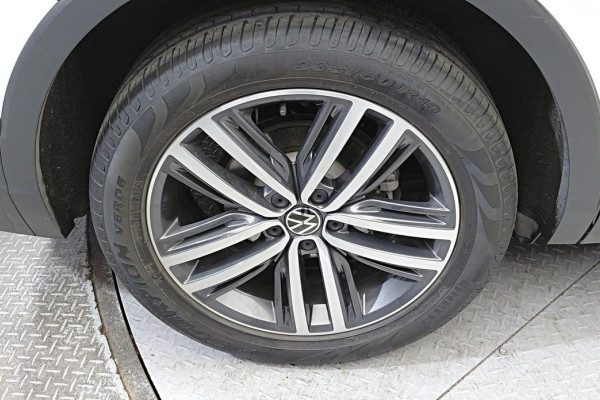 2023 Volkswagen Tiguan с пробегом 28 524 км