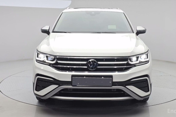 2024 Volkswagen Tiguan с пробегом 24 416 км
