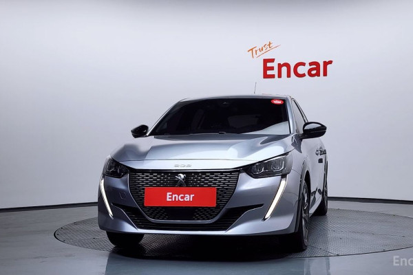 2022 Peugeot 208 с пробегом 77 641 км