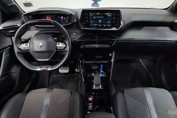 2022 Peugeot 208 с пробегом 43 897 км