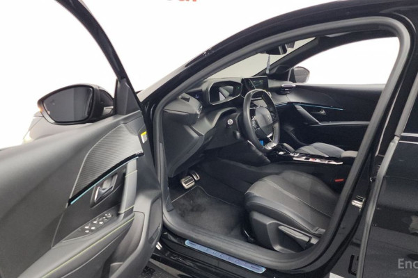 2022 Peugeot 208 с пробегом 43 897 км