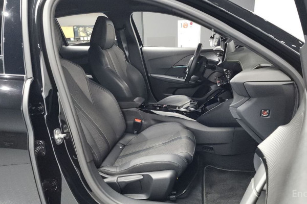 2022 Peugeot 208 с пробегом 43 897 км