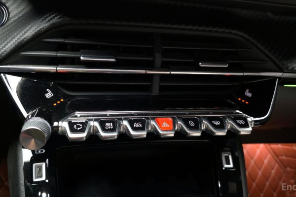 2020 Peugeot 208 с пробегом 123 414 км