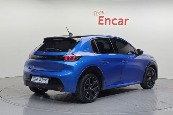 2023 Peugeot 208 с пробегом 43 006 км