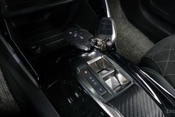 2023 Peugeot 208 с пробегом 43 006 км