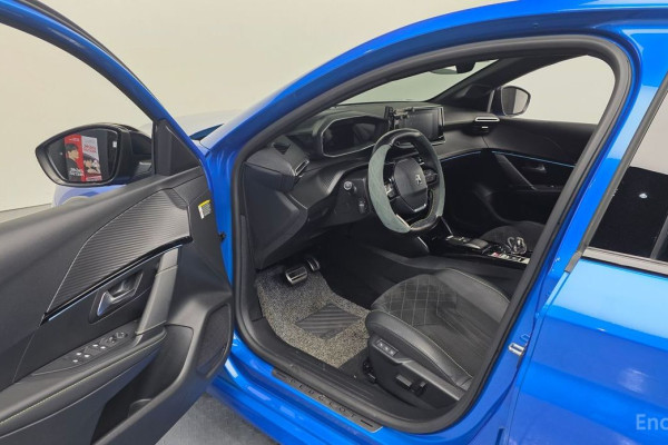 2023 Peugeot 208 с пробегом 43 006 км