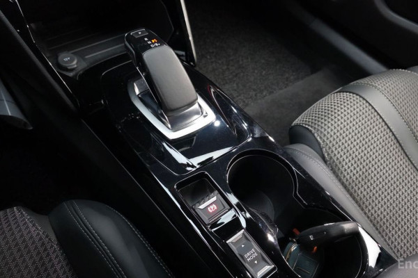 2022 Peugeot 2008 с пробегом 54 704 км