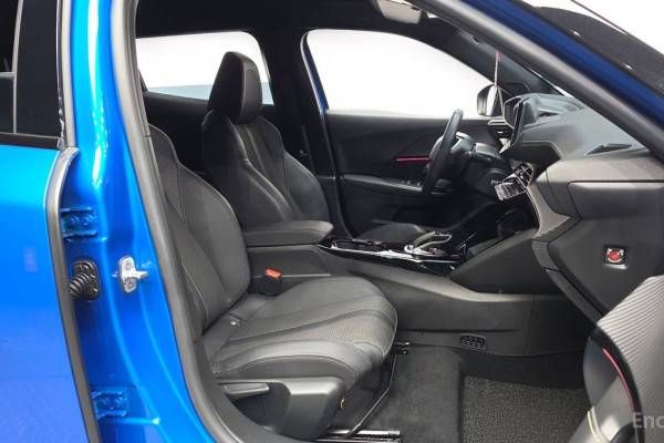 2022 Peugeot 2008 с пробегом 54 704 км