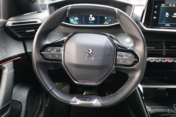 2022 Peugeot 2008 с пробегом 54 704 км