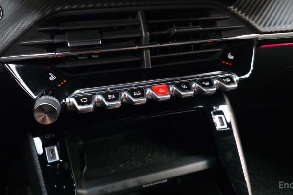 2022 Peugeot 2008 с пробегом 54 704 км